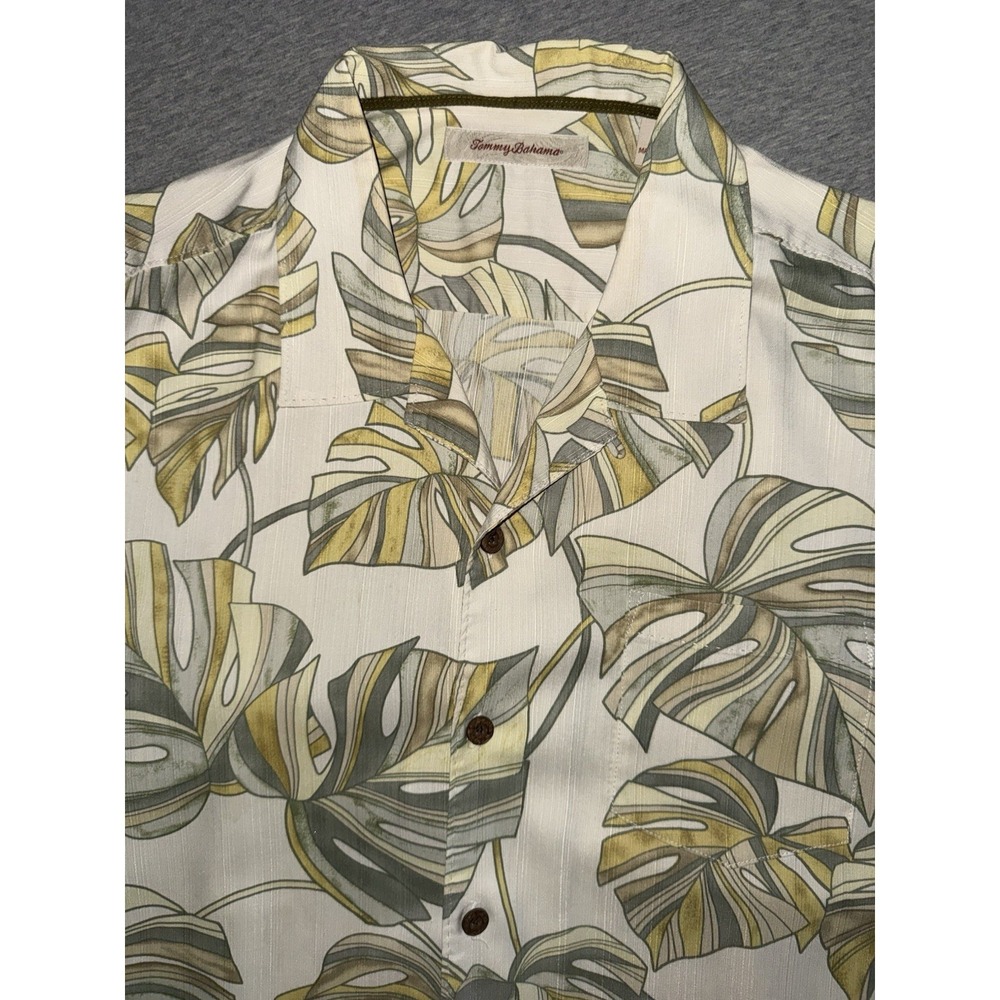 Tommy Bahama Men's Hawaiian Shirt Size XL 100% Silk Ivory Palm Leafs Beach Party